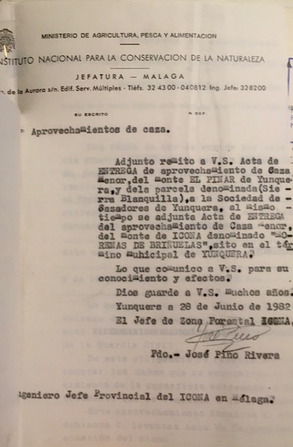 Oficio de 28/05/1982, adjuntando actas de entrega de aprovechamientos de caza menor en los montes de Yunquera.