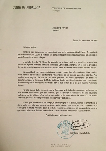 Carta de la Consejera de Medio Ambiente comunicando el Premio de Andalucía 2001 concedido a los Agentes de Medio Ambiente.