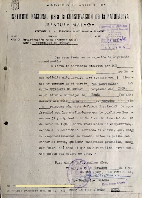 Autorización de 01/10/1976, para acampar con una tienda en La Torrecilla, en el monte Pinsapar de Ronda (Málaga).