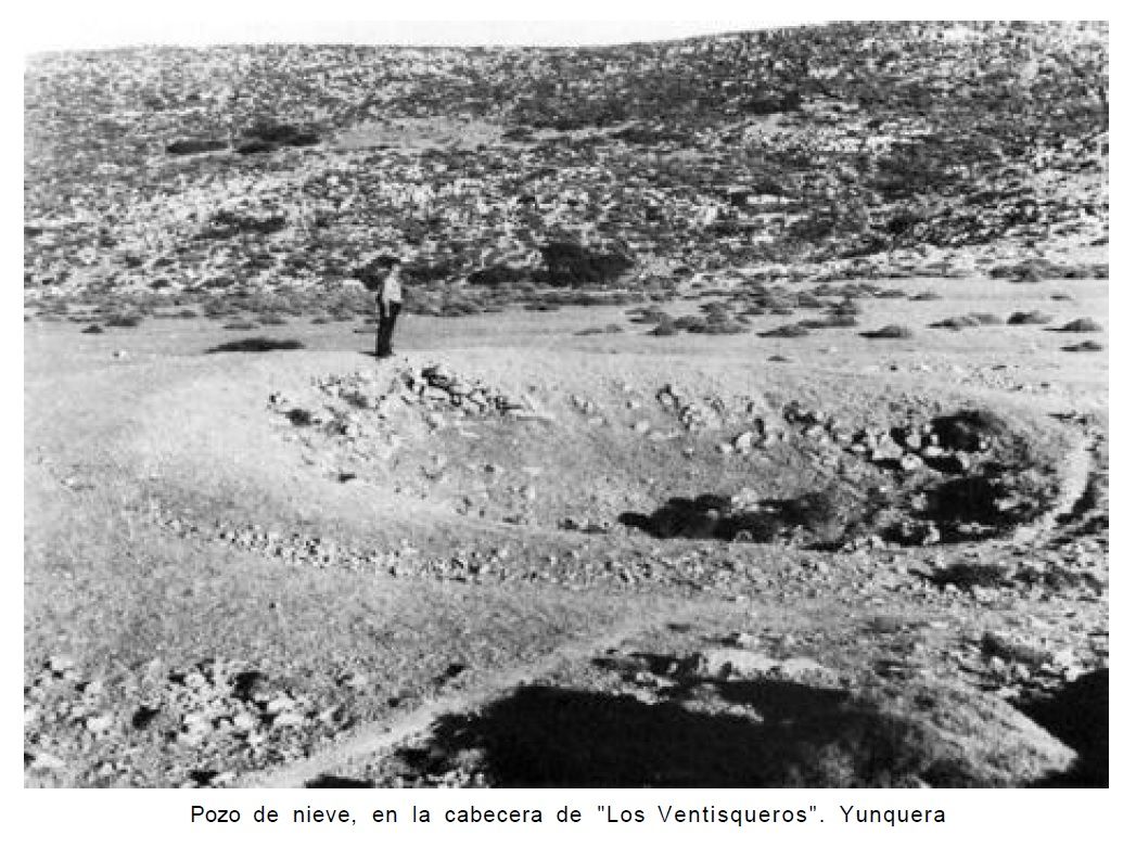 Fotografía de pozo de nieve en la cabecera de Los Ventisqueros (Yunquera).