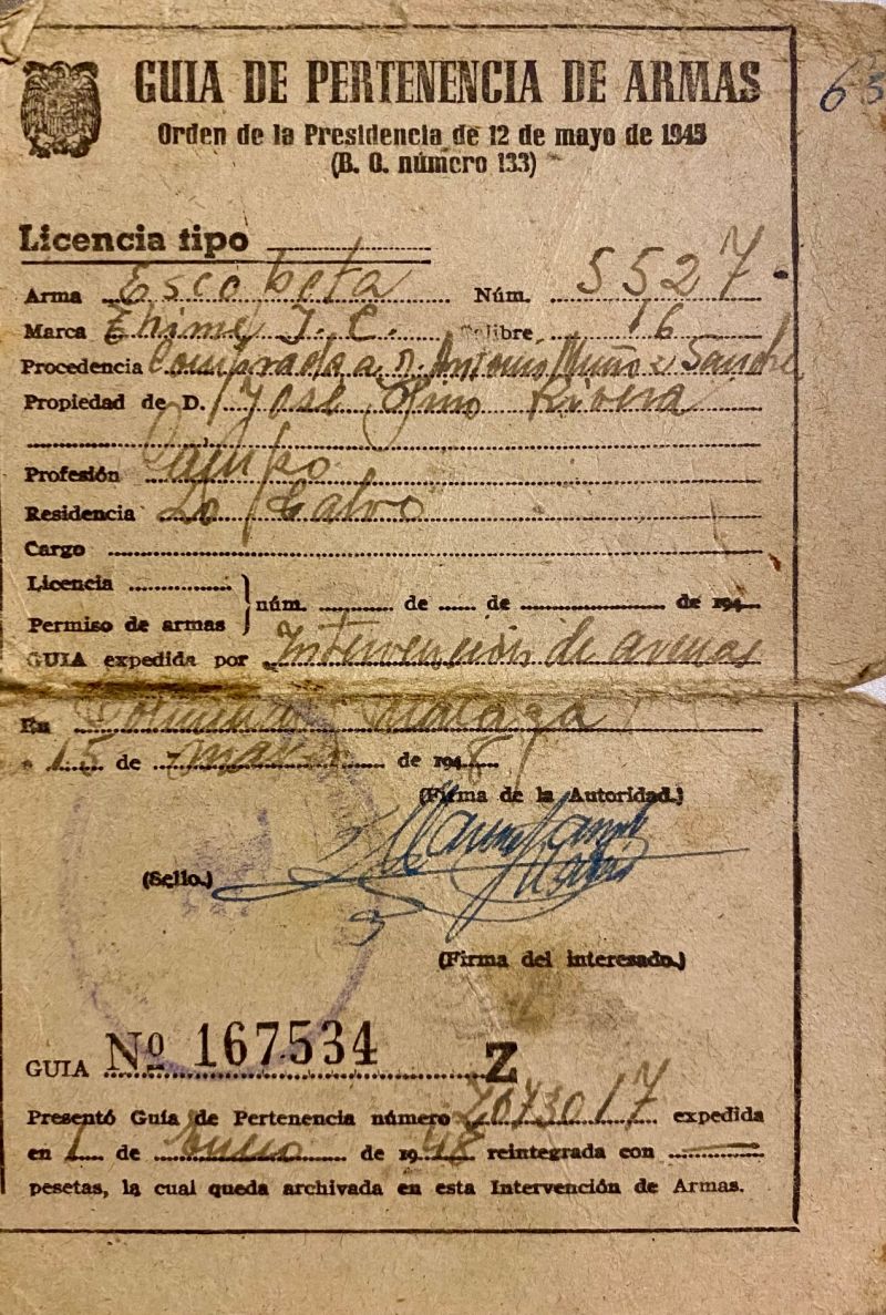 Guía de pertenencia de armas de la escopeta mocha de calibre 16, marca Thime J.C., de José Pino Rivera, de 16 años de edad.